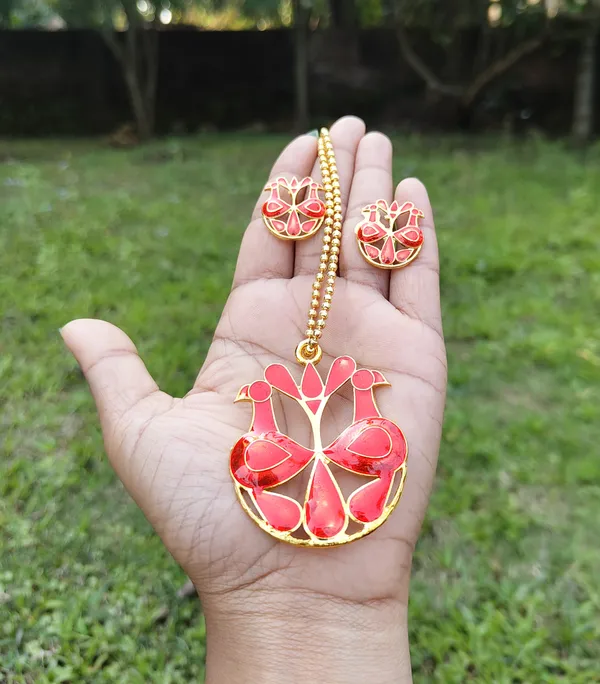 Assamese_Traditional_Gold_Plated_Red_Meenakari_Lokepara_Chain_Pendant_Set_For_Women_&_Girls